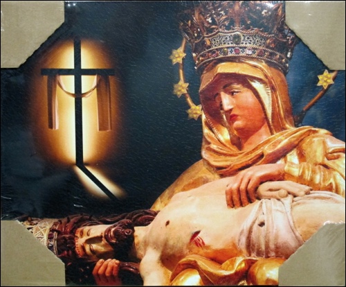 Obraz na dreve: Pieta - PM Šaštínska s krížom (30x40)
