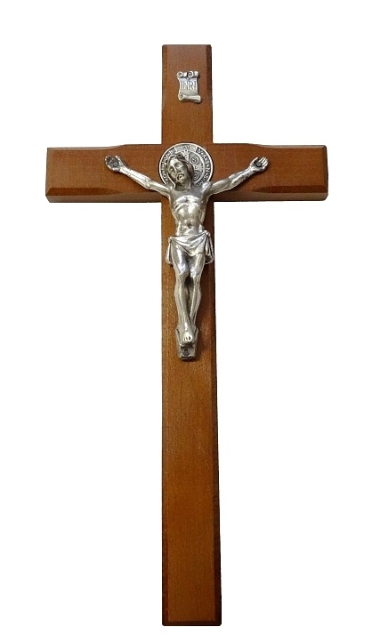 Kríž drev. s Bened. med. (KVZ004) 32 cm - hnedý