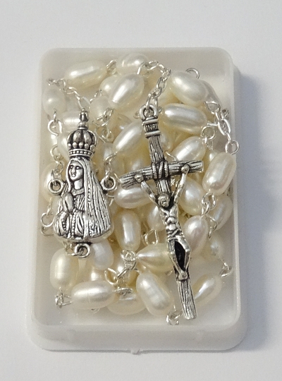 Ruženec s krabičkou (R375) PMF biele perly